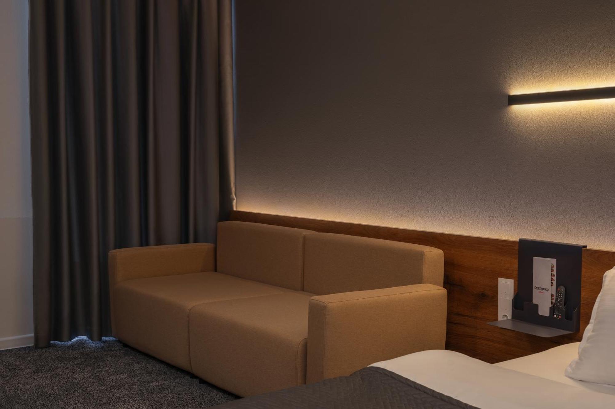 Duo Hotel By Futuro Bisjkek Eksteriør bilde