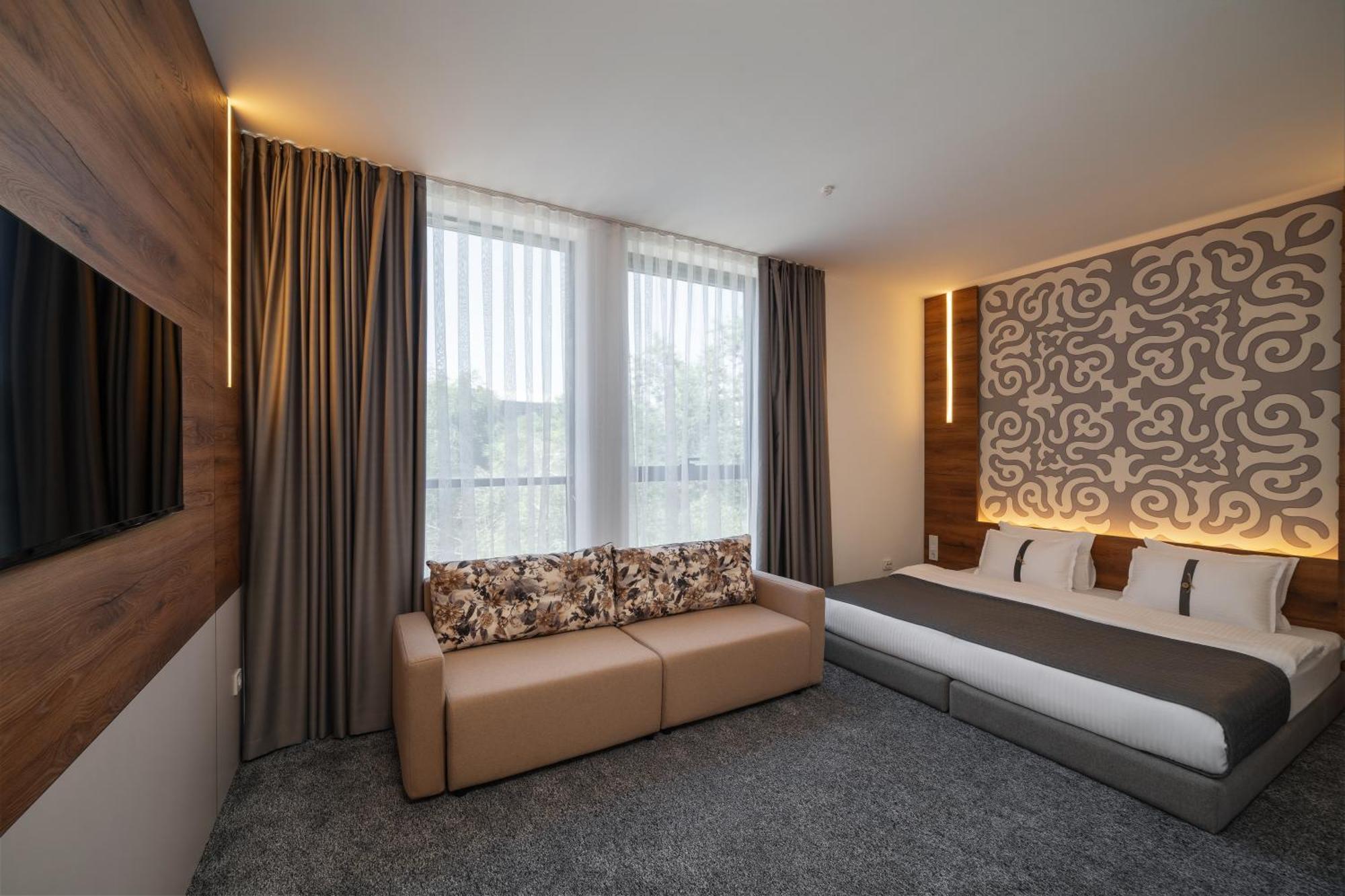 Duo Hotel By Futuro Bisjkek Eksteriør bilde