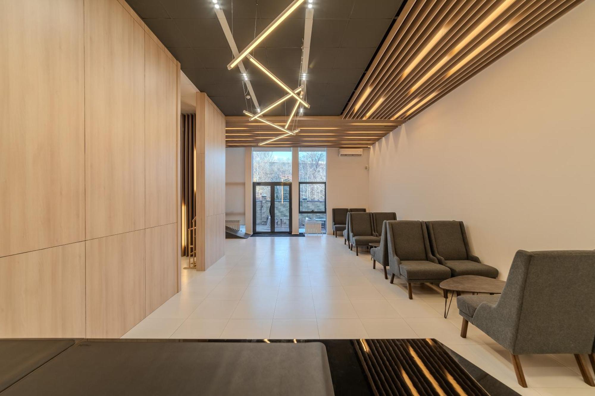 Duo Hotel By Futuro Bisjkek Eksteriør bilde